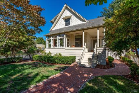 826 Slater Street Santa Rosa CA 95404
