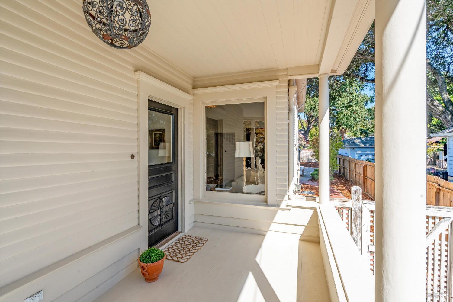 826 Slater Street Santa Rosa CA 95404