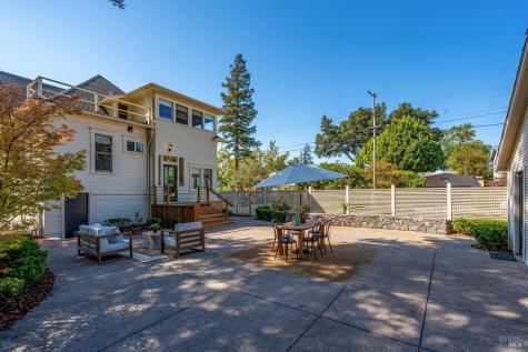 826 Slater Street Santa Rosa CA 95404