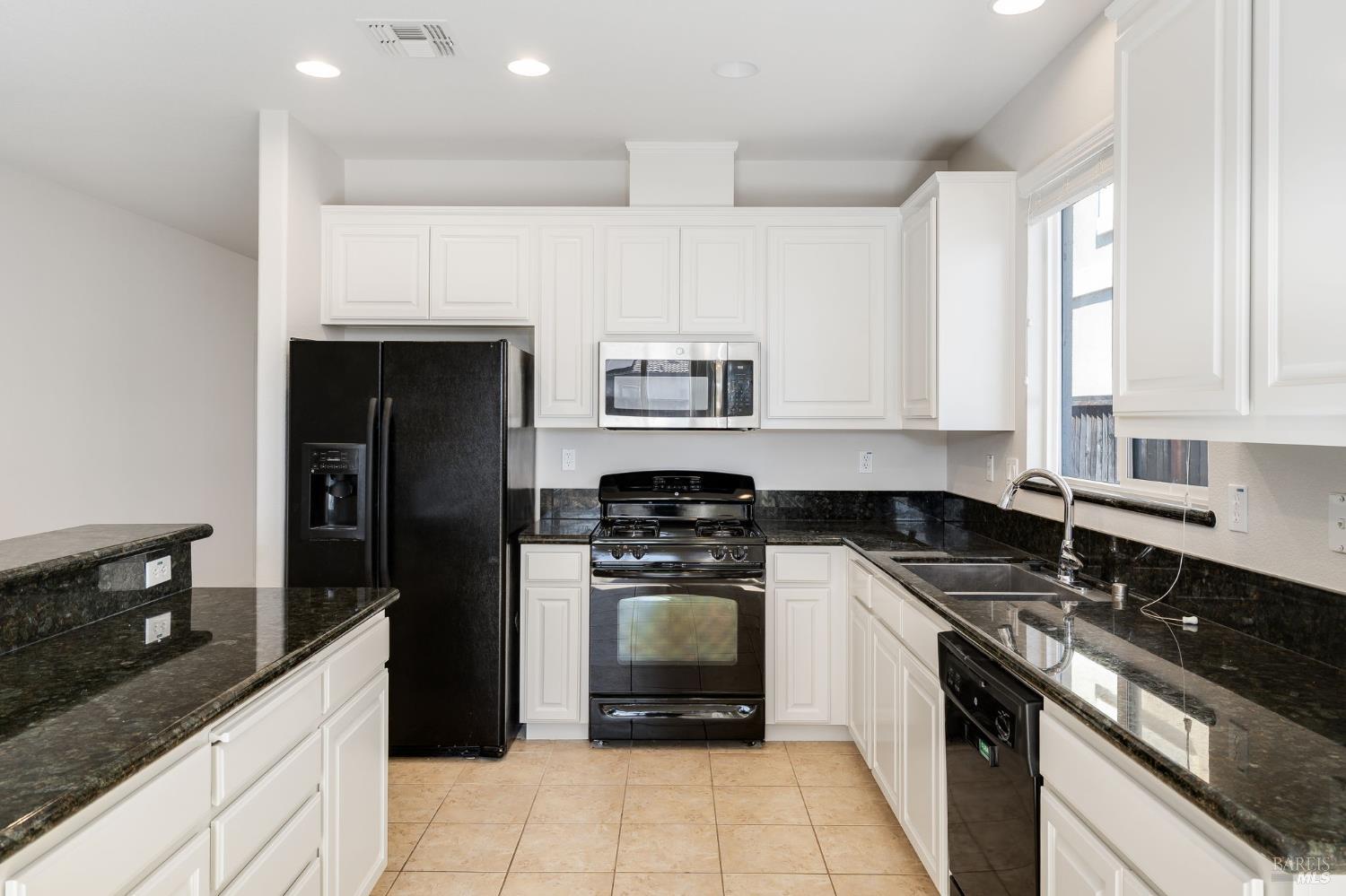 3033 Rancho Bernado Drive Bay Point CA 94565