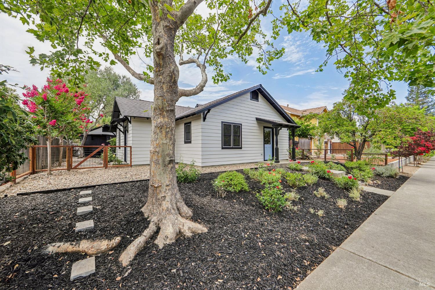 1652 Voorhees Circle St. Helena CA 94574