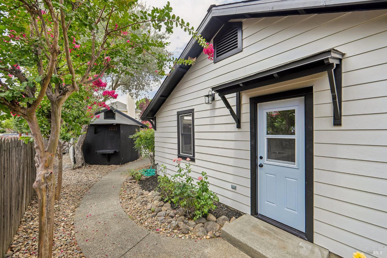 1652 Voorhees Circle St. Helena CA 94574