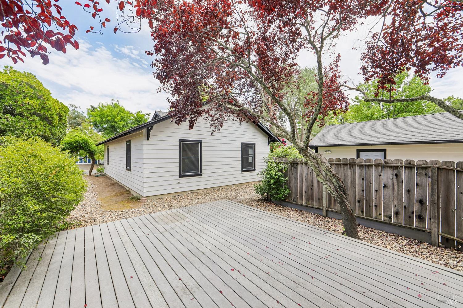 1652 Voorhees Circle St. Helena CA 94574