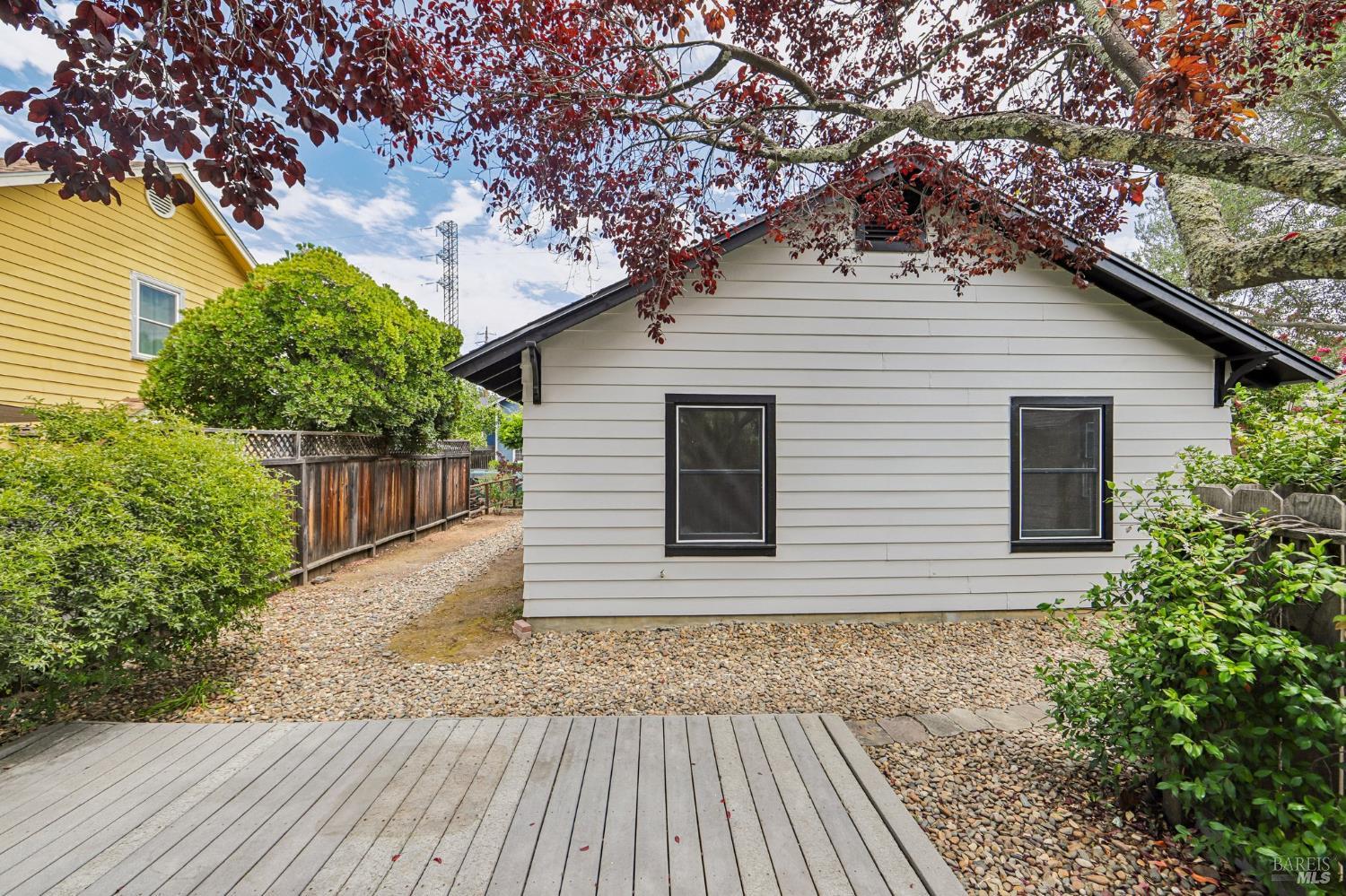 1652 Voorhees Circle St. Helena CA 94574