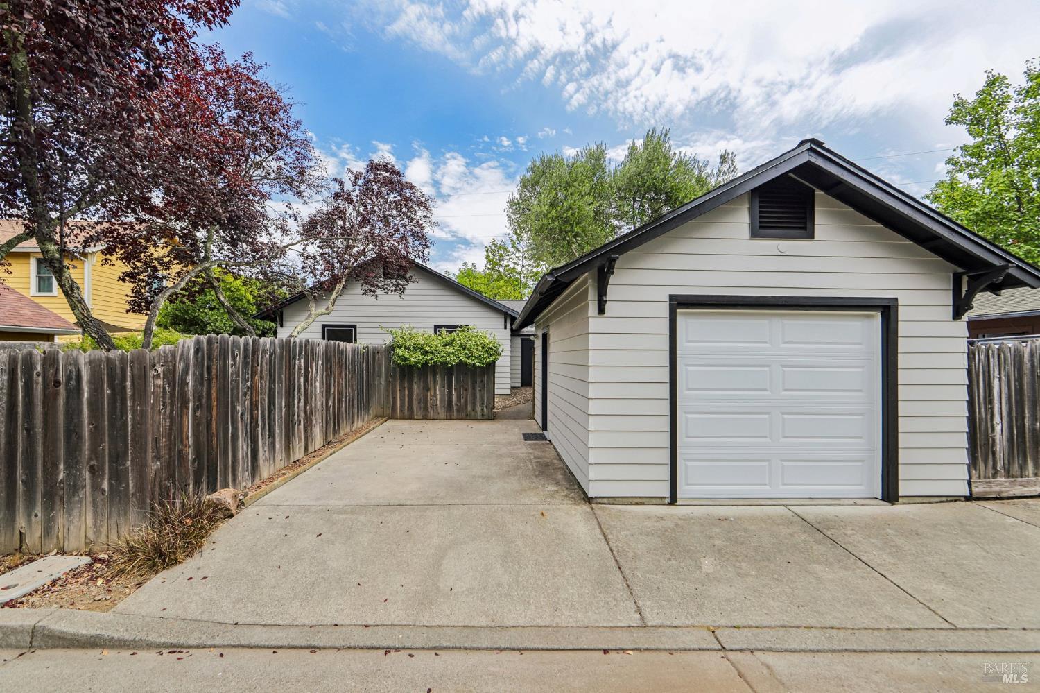 1652 Voorhees Circle St. Helena CA 94574