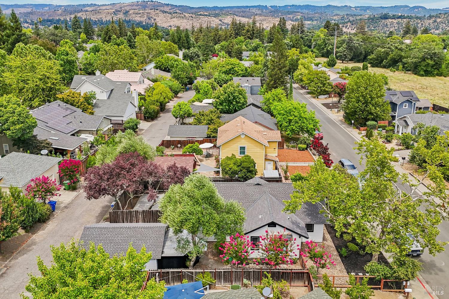 1652 Voorhees Circle St. Helena CA 94574