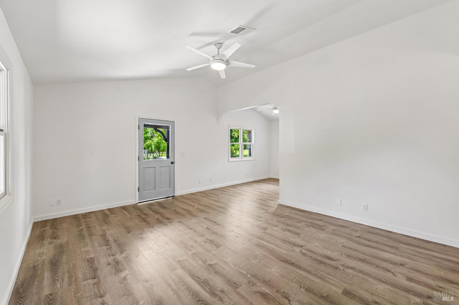 1652 Voorhees Circle St. Helena CA 94574
