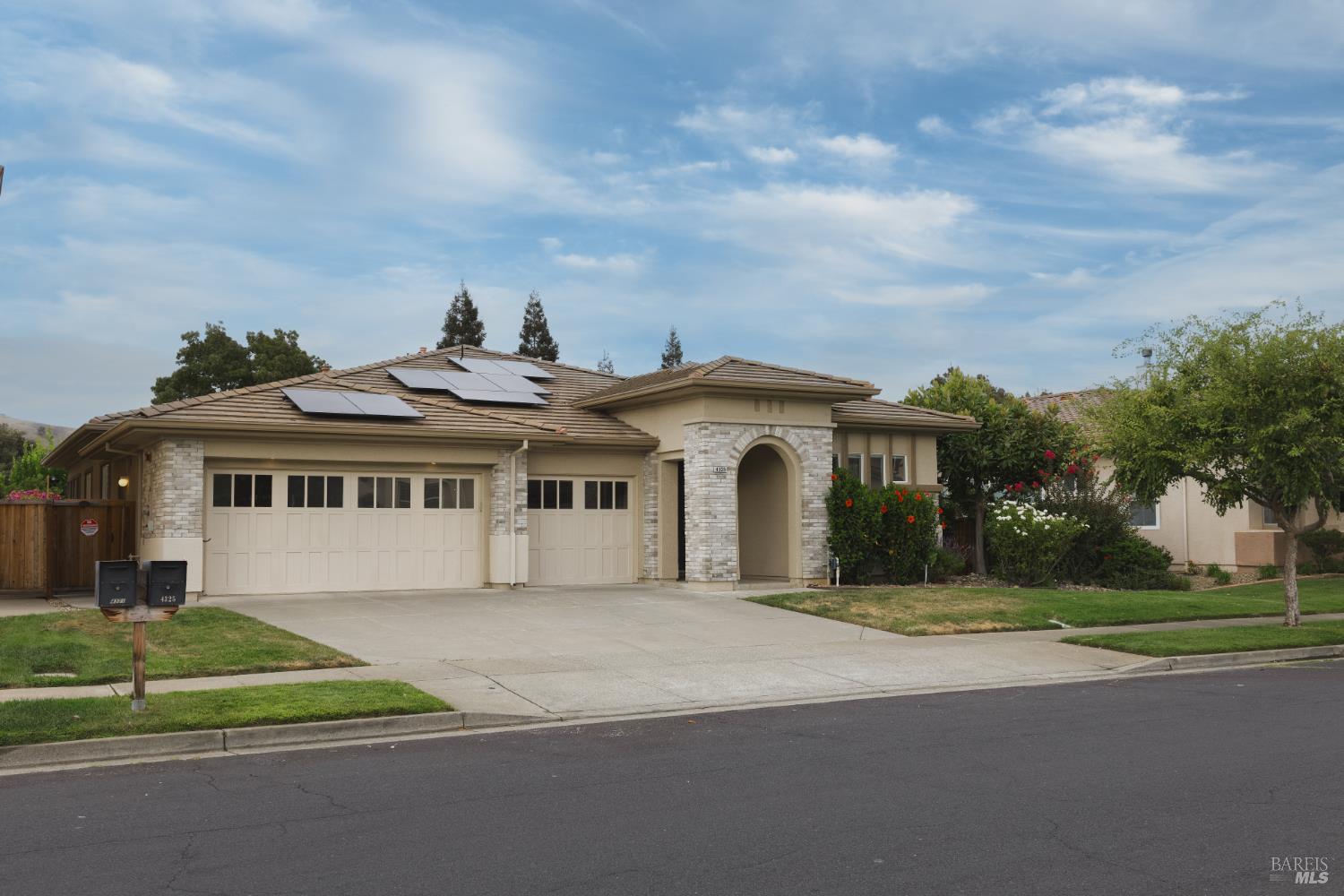 4325 The Masters Drive Fairfield CA 94533