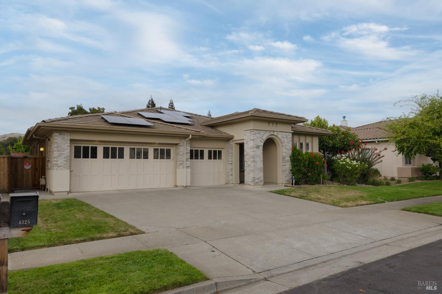 4325 The Masters Drive Fairfield CA 94533