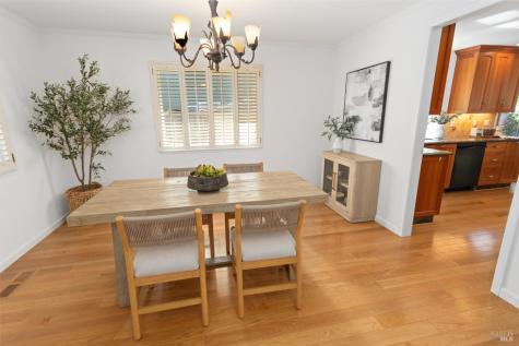 4808 Foxglove Court Santa Rosa CA 95405