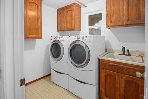 4808 Foxglove Court Santa Rosa CA 95405