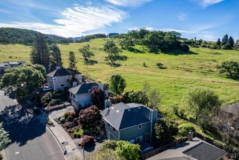 4808 Foxglove Court Santa Rosa CA 95405