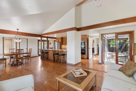 1075 Lark Avenue Sonoma CA 95476