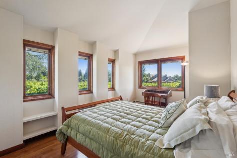 1075 Lark Avenue Sonoma CA 95476