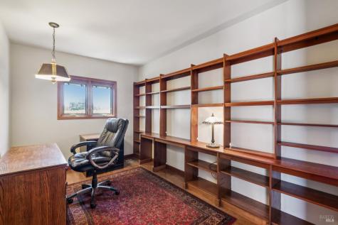 1075 Lark Avenue Sonoma CA 95476