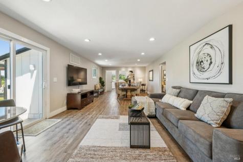 5370 Daywalt Lane Sebastopol CA 95472