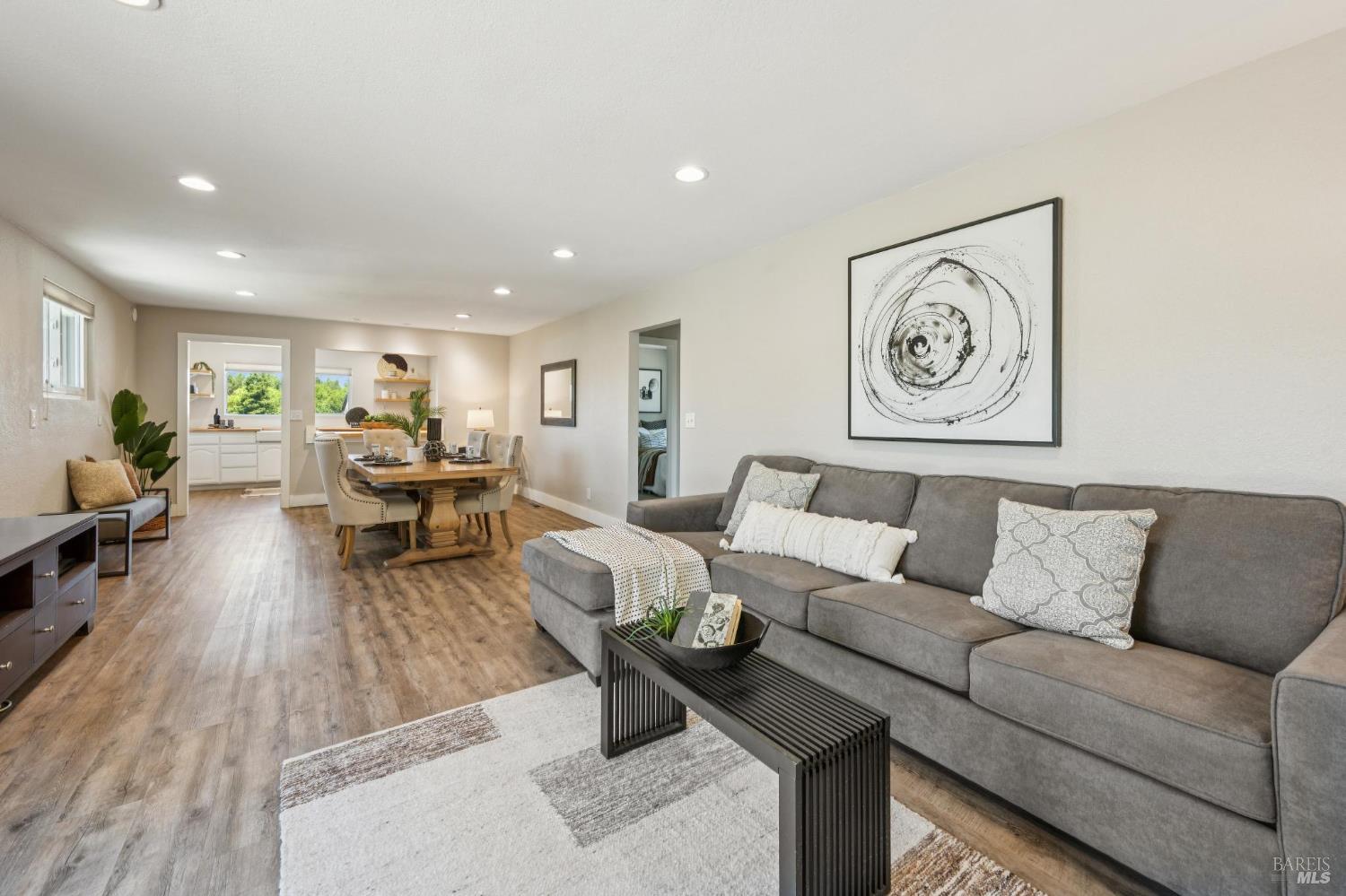 5370 Daywalt Lane Sebastopol CA 95472