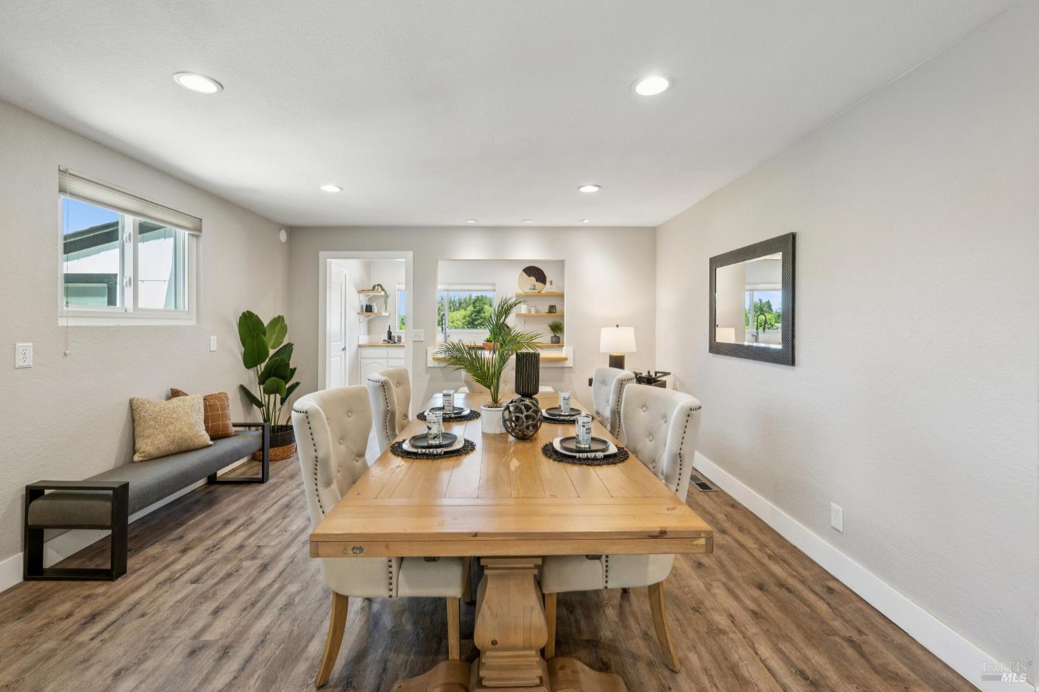 5370 Daywalt Lane Sebastopol CA 95472