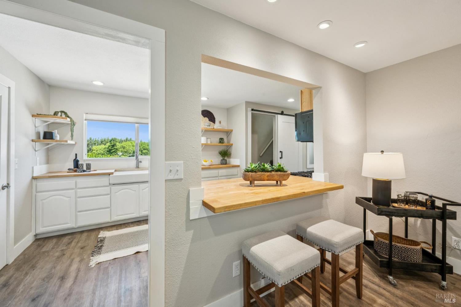 5370 Daywalt Lane Sebastopol CA 95472