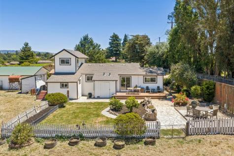 5370 Daywalt Lane Sebastopol CA 95472