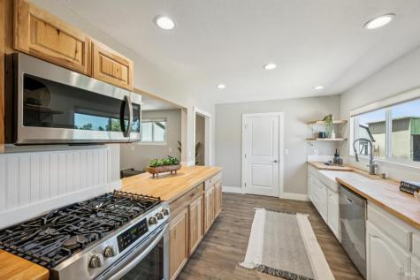 5370 Daywalt Lane Sebastopol CA 95472
