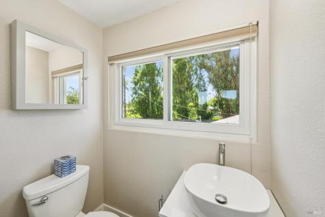 5370 Daywalt Lane Sebastopol CA 95472