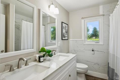 5370 Daywalt Lane Sebastopol CA 95472