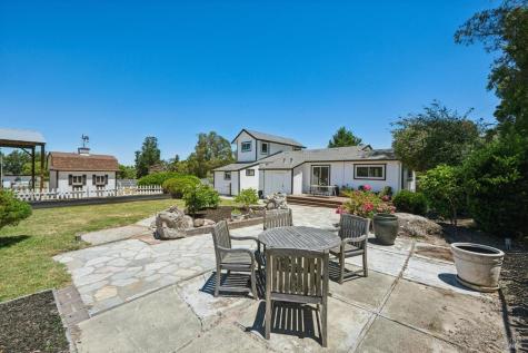 5370 Daywalt Lane Sebastopol CA 95472