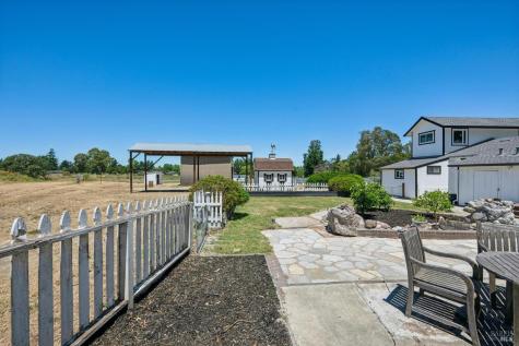 5370 Daywalt Lane Sebastopol CA 95472