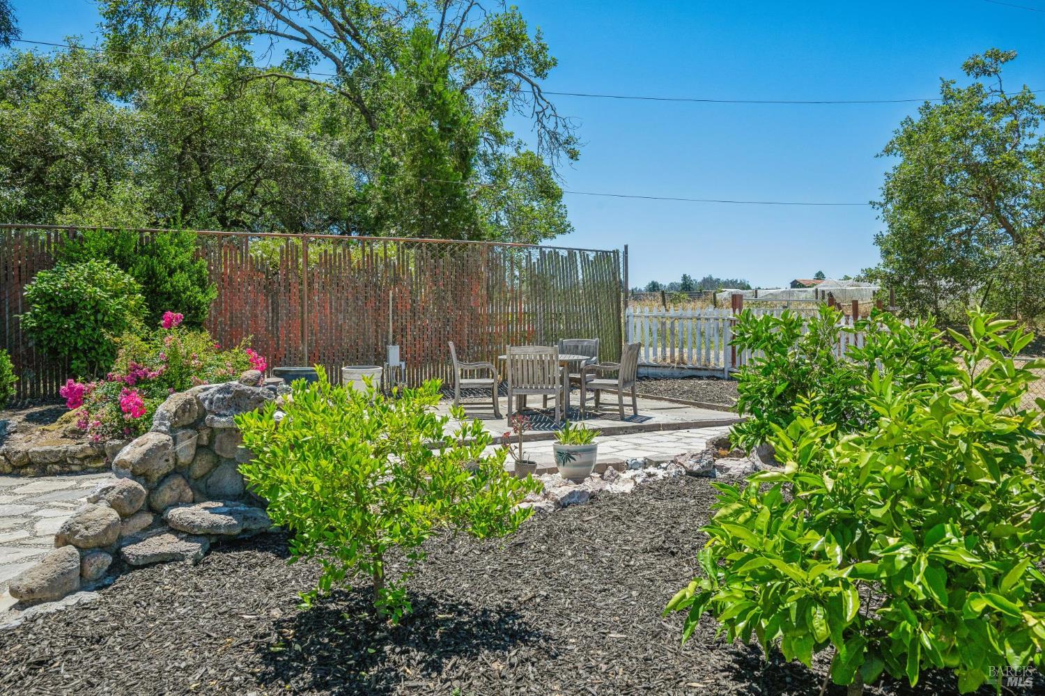 5370 Daywalt Lane Sebastopol CA 95472