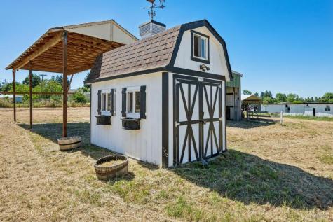 5370 Daywalt Lane Sebastopol CA 95472