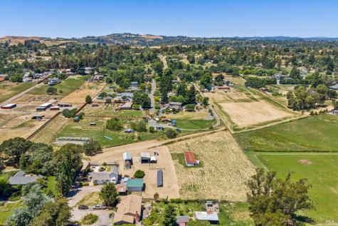 5370 Daywalt Lane Sebastopol CA 95472