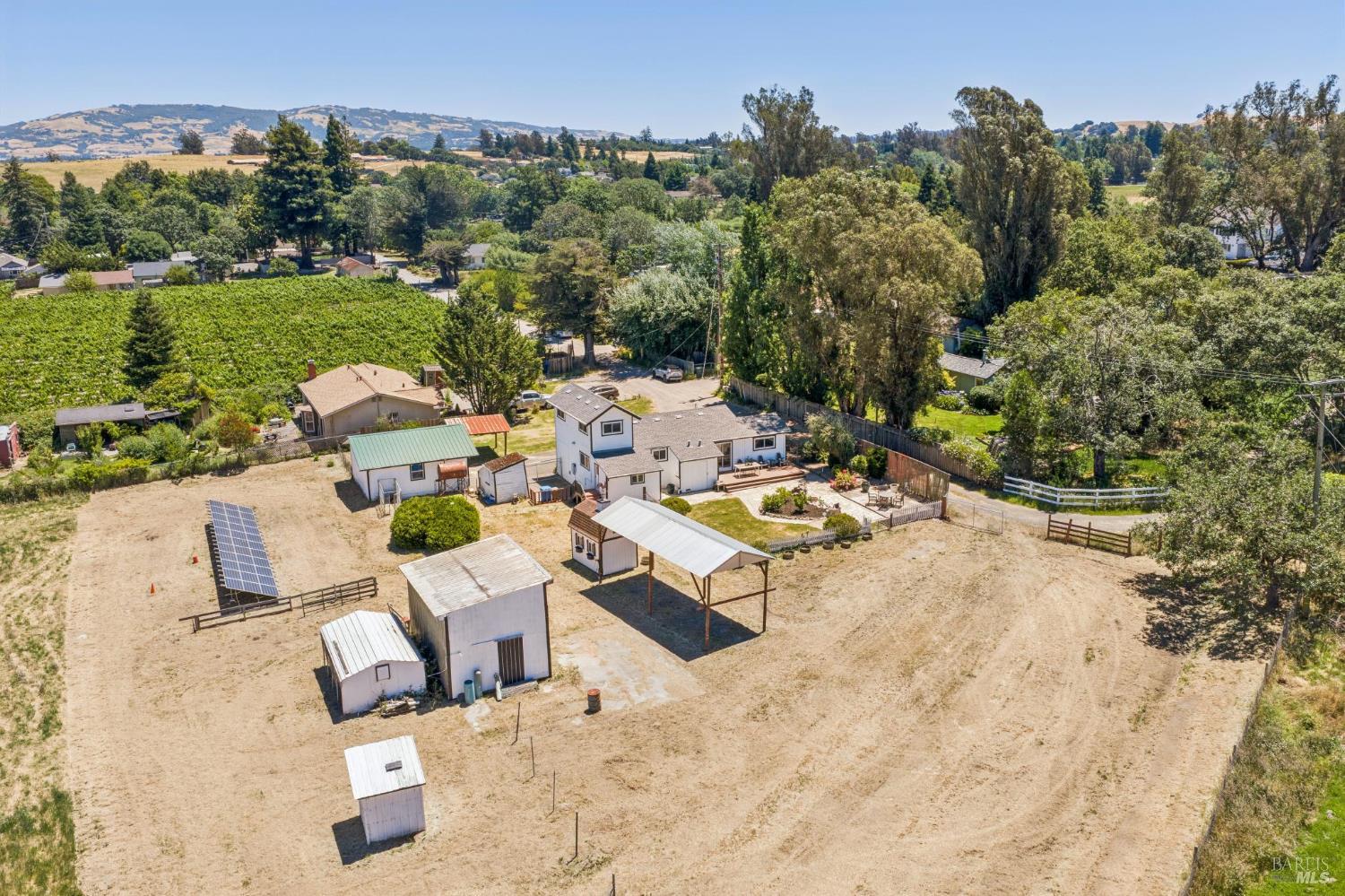 5370 Daywalt Lane Sebastopol CA 95472