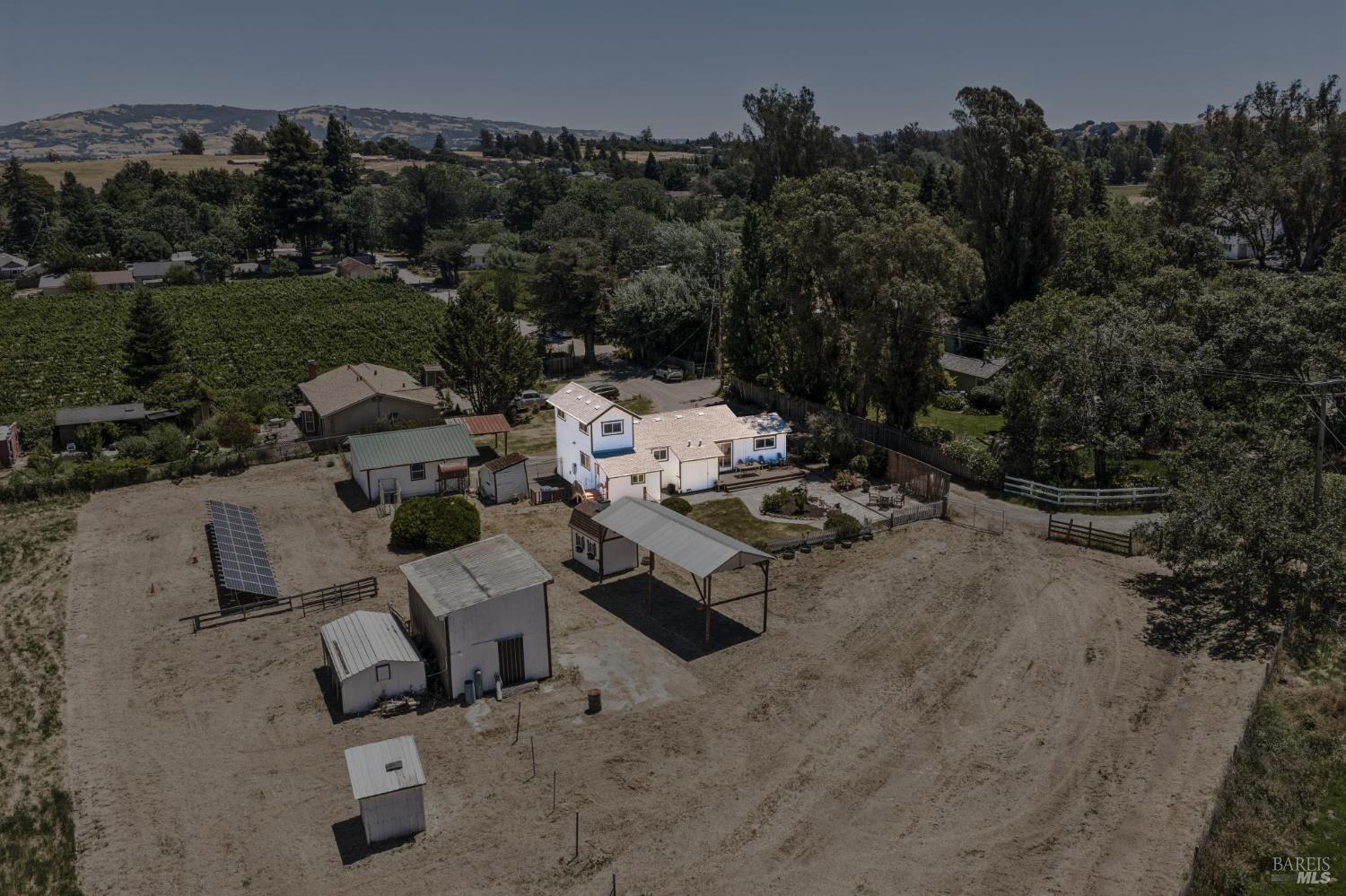 5370 Daywalt Lane Sebastopol CA 95472