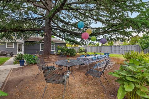 1832 Wright Street Santa Rosa CA 95404