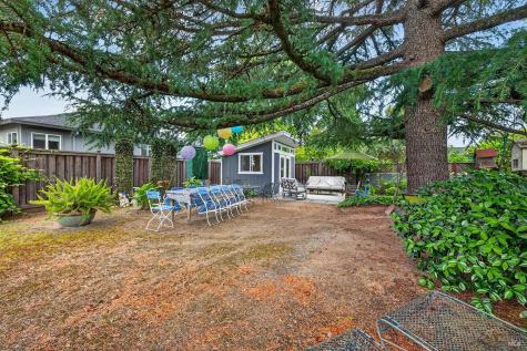 1832 Wright Street Santa Rosa CA 95404
