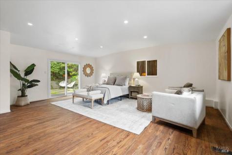 7960 Bella Vista Drive Sebastopol CA 95472