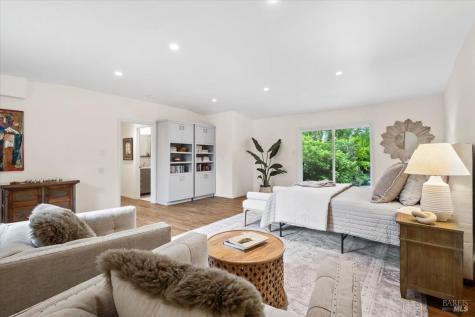 7960 Bella Vista Drive Sebastopol CA 95472