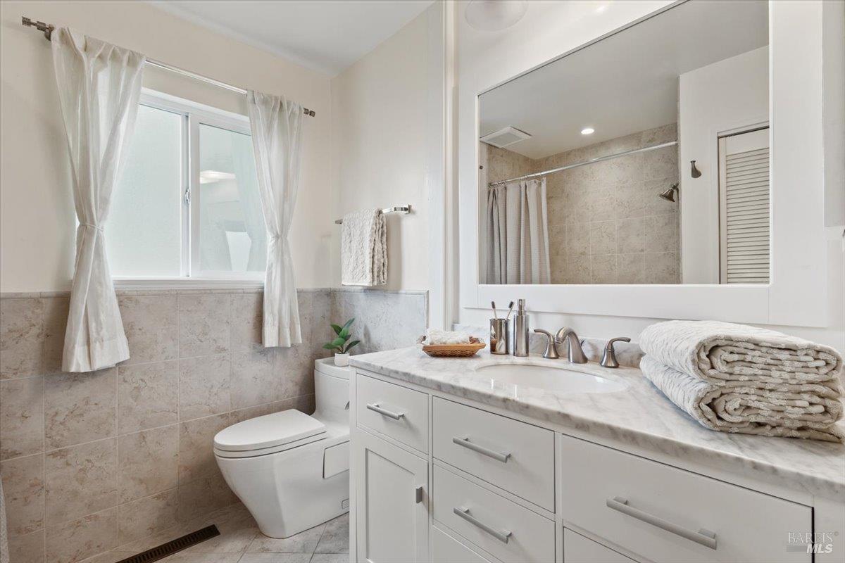 7960 Bella Vista Drive Sebastopol CA 95472