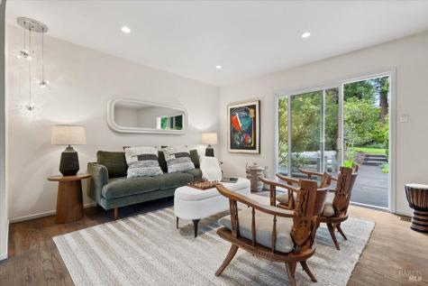7960 Bella Vista Drive Sebastopol CA 95472