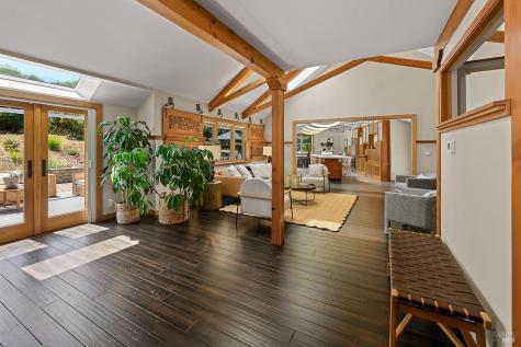 700 Ellis Court Sebastopol CA 95472