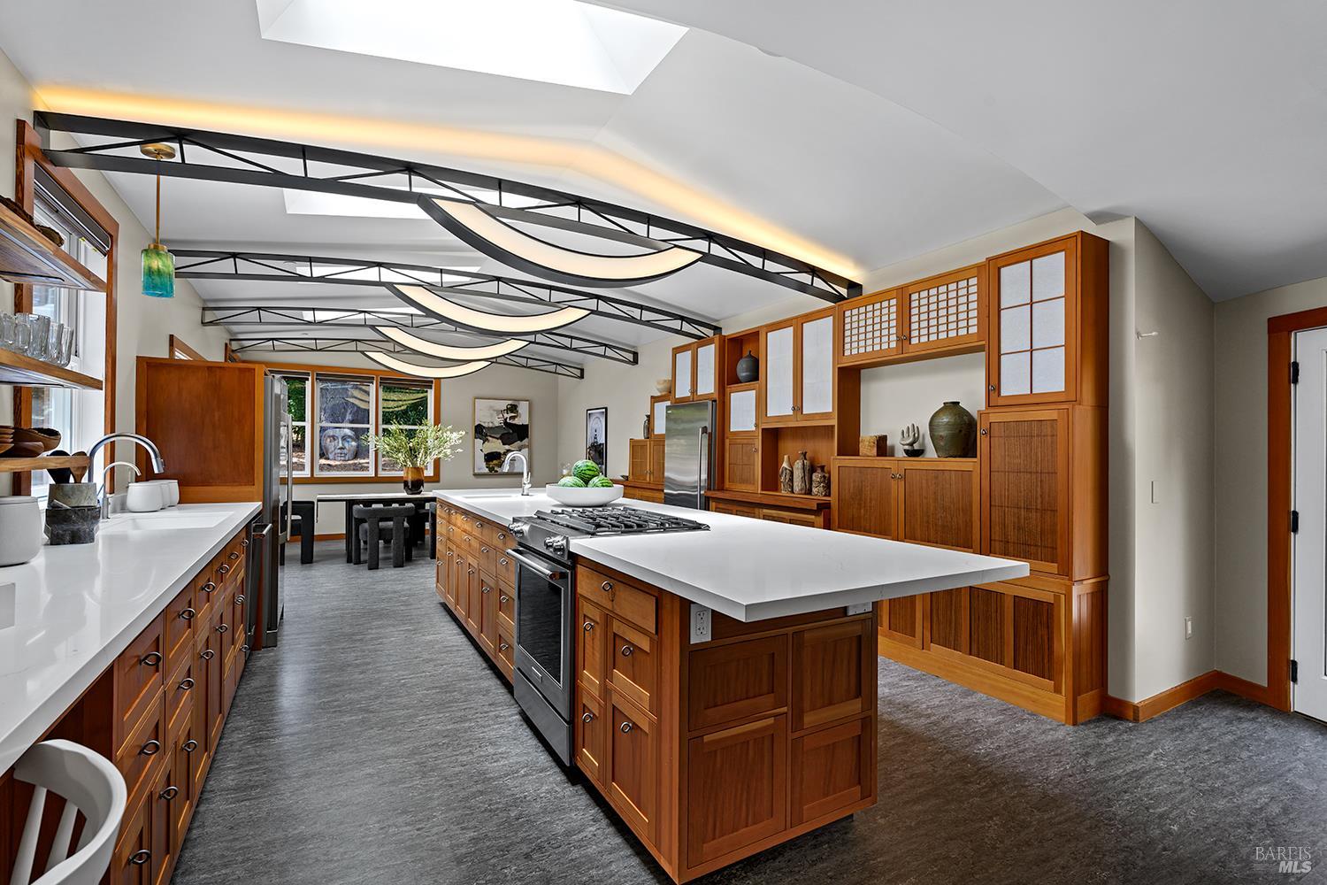 700 Ellis Court Sebastopol CA 95472