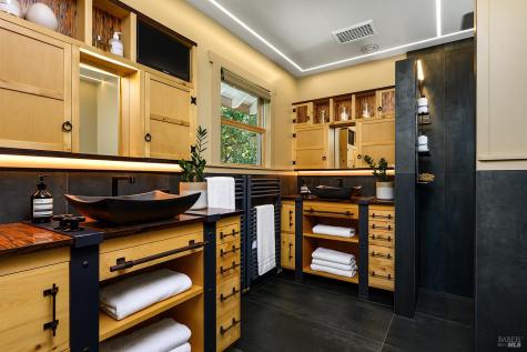 700 Ellis Court Sebastopol CA 95472
