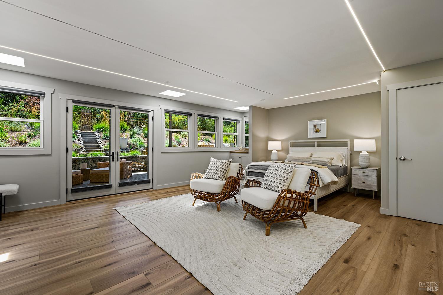 700 Ellis Court Sebastopol CA 95472