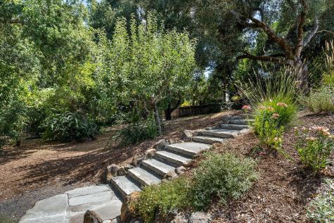 700 Ellis Court Sebastopol CA 95472
