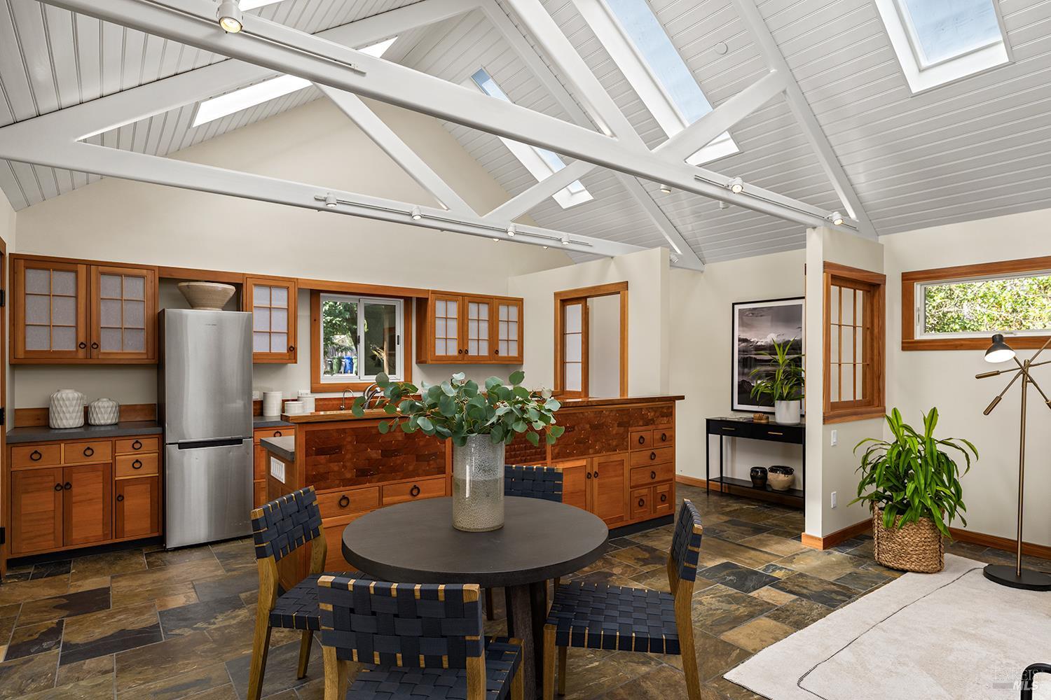 700 Ellis Court Sebastopol CA 95472