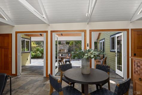 700 Ellis Court Sebastopol CA 95472
