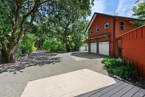 700 Ellis Court Sebastopol CA 95472