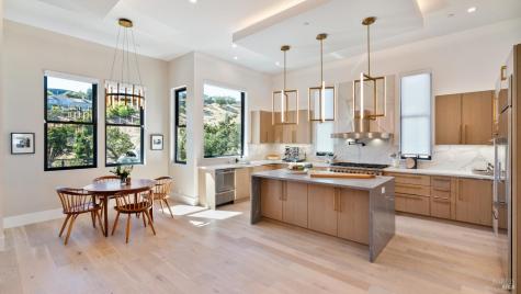 3735 Lakebriar Place Santa Rosa CA 95403