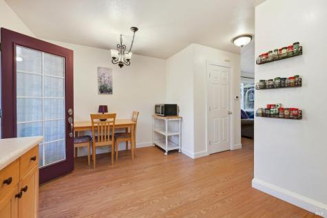 180 Barrio Way Windsor CA 95492